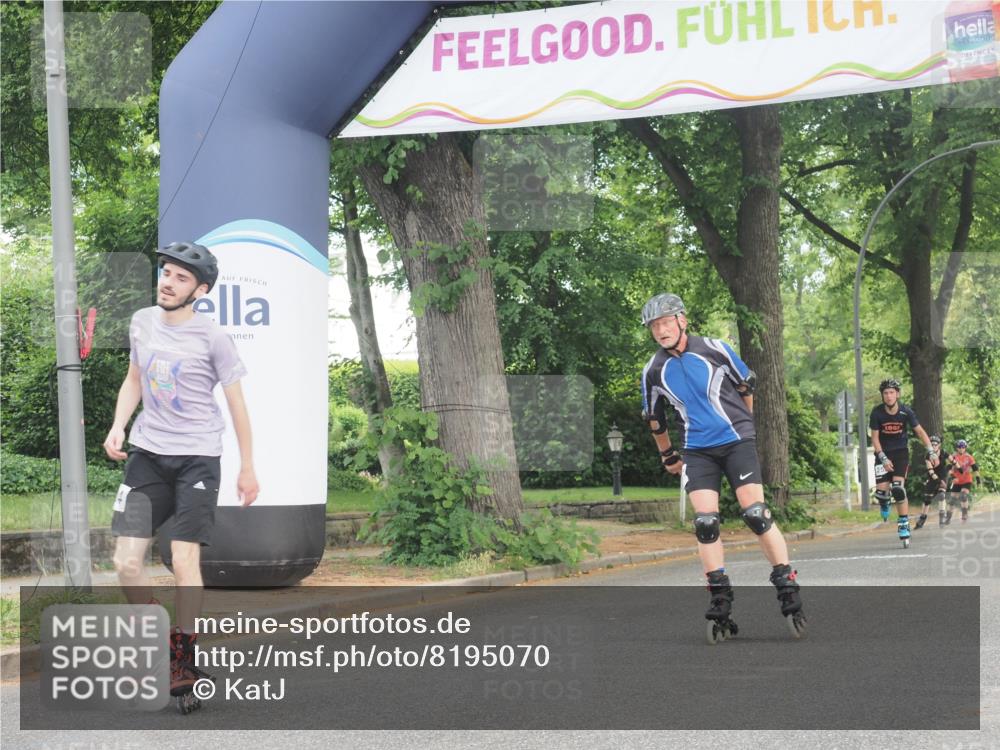 29.06.2025 - hella hamburg halbmarathon KatJ http://msf.ph/oto/8195070 29.06.2025 09:27:45 Zwischen KM18-KM19  meine-sportfotos.de
