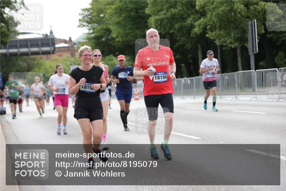 29.06.2025 - hella hamburg halbmarathon Jannik Wohlers http://msf.ph/oto/8195079 29.06.2025 10:24:35 Lombardsbrücke 1740, 2000, 2108, 2249, 4008, 4010, 4444, 5126, 7778, 8083, 9573, 11400, 11921, 14649, 14898, 15124, 15153, 15679, 15942, 17185, 17954, 18194, 18198 meine-sportfotos.de