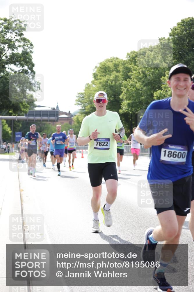 29.06.2025 - hella hamburg halbmarathon Jannik Wohlers http://msf.ph/oto/8195086 29.06.2025 09:46:26 Lombardsbrücke 1053, 1411, 1577, 2243, 4944, 5048, 5152, 5193, 5660, 6683, 7080, 7466, 7622, 7628, 7867, 8312, 8323, 10477, 10927, 11898, 12447, 12899, 13199, 13493, 13494, 13729, 14310, 14450, 14899, 16417, 16505, 16619, 16881, 17137, 17329, 17751, 18026, 18277, 18357, 18600, 18824, 18986 meine-sportfotos.de