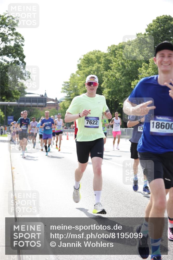 29.06.2025 - hella hamburg halbmarathon Jannik Wohlers http://msf.ph/oto/8195099 29.06.2025 09:46:26 Lombardsbrücke 1053, 1411, 1577, 2243, 4944, 5048, 5152, 5193, 5660, 6683, 7080, 7466, 7622, 7628, 7867, 8312, 8323, 10477, 10927, 11898, 12447, 12899, 13199, 13493, 13494, 13729, 14310, 14450, 14899, 16417, 16505, 16619, 16881, 17137, 17329, 17751, 18026, 18277, 18357, 18600, 18824, 18986 meine-sportfotos.de
