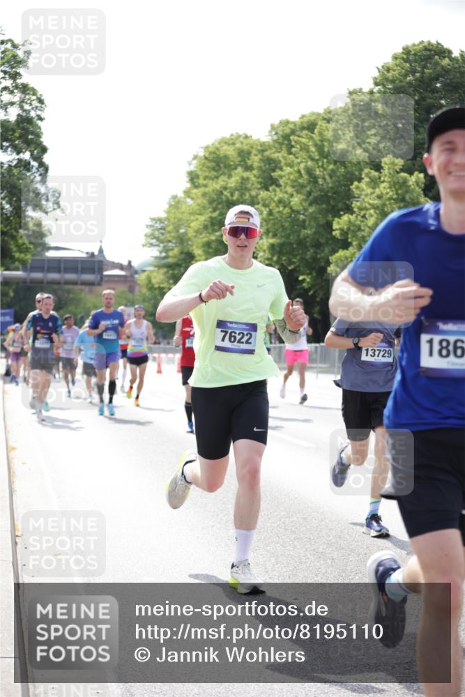 29.06.2025 - hella hamburg halbmarathon Jannik Wohlers http://msf.ph/oto/8195110 29.06.2025 09:46:26 Lombardsbrücke 1053, 1411, 1577, 2243, 4944, 5048, 5152, 5193, 5660, 6683, 7080, 7466, 7622, 7628, 7867, 8312, 8323, 10477, 10927, 11898, 12447, 12899, 13199, 13493, 13494, 13729, 14310, 14450, 14899, 16417, 16505, 16619, 16881, 17137, 17329, 17751, 18026, 18277, 18357, 18600, 18824, 18986 meine-sportfotos.de