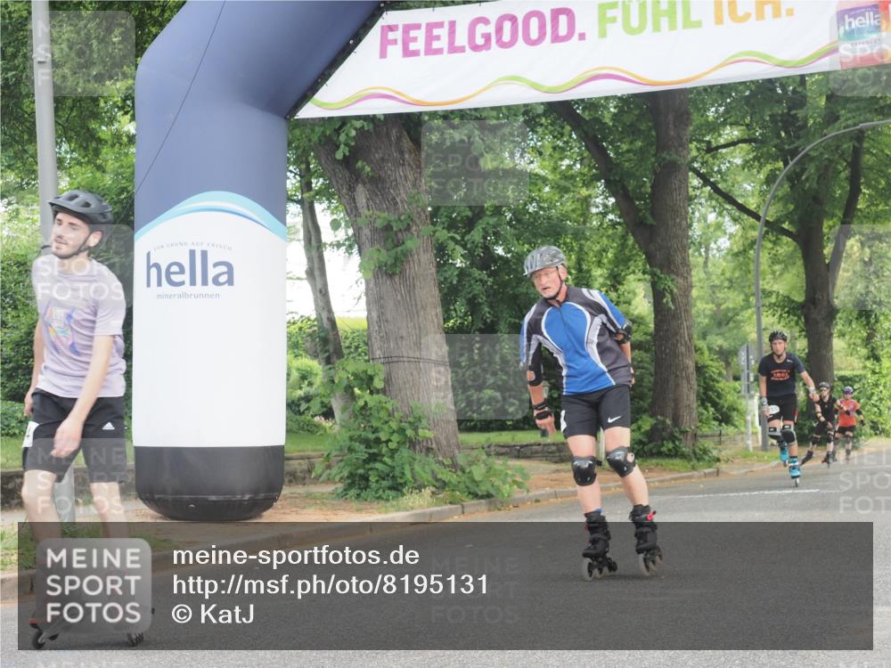 29.06.2025 - hella hamburg halbmarathon KatJ http://msf.ph/oto/8195131 29.06.2025 09:27:45 Zwischen KM18-KM19  meine-sportfotos.de