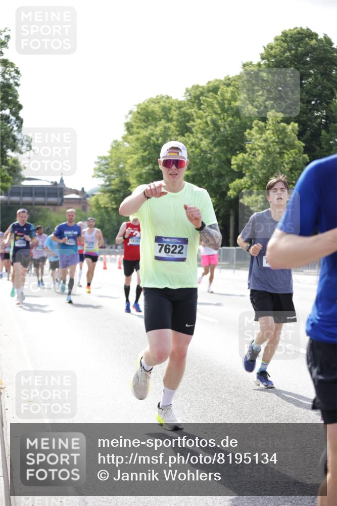 29.06.2025 - hella hamburg halbmarathon Jannik Wohlers http://msf.ph/oto/8195134 29.06.2025 09:46:26 Lombardsbrücke 1053, 1411, 1577, 2243, 4944, 5048, 5152, 5193, 5660, 6683, 7080, 7466, 7622, 7628, 7867, 8312, 8323, 10477, 10927, 11898, 12447, 12899, 13199, 13493, 13494, 13729, 14310, 14450, 14899, 16417, 16505, 16619, 16881, 17137, 17329, 17751, 18026, 18277, 18357, 18600, 18824, 18986 meine-sportfotos.de