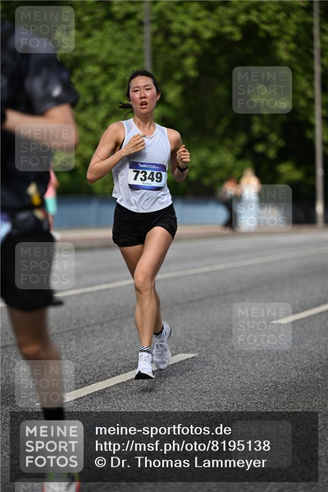 29.06.2025 - hella hamburg halbmarathon Dr. Thomas Lammeyer http://msf.ph/oto/8195138 29.06.2025 09:47:50 Kennedybrücke 1065, 2021, 2879, 3075, 3845, 3968, 4678, 5367, 7349, 8473, 8731, 9047, 10790, 10848 meine-sportfotos.de