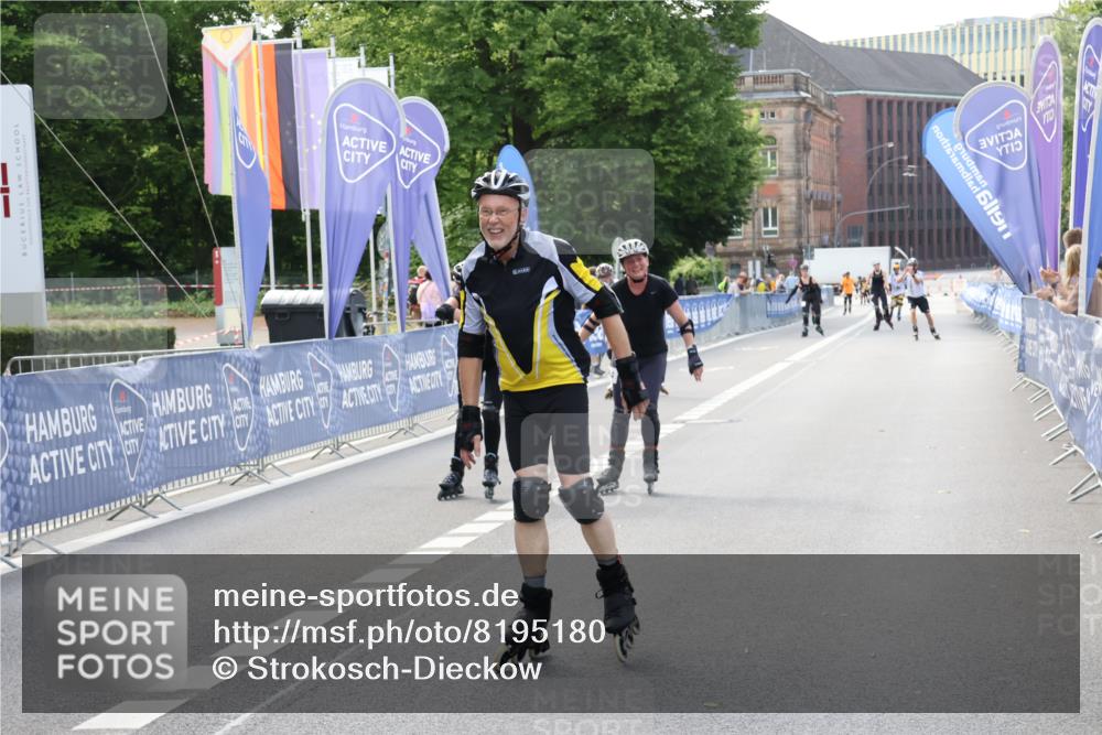 29.06.2025 - hella hamburg halbmarathon Strokosch-Dieckow http://msf.ph/oto/8195180 29.06.2025 09:39:34 Ziel 20002, 20009, 20064, 20065, 20382 meine-sportfotos.de