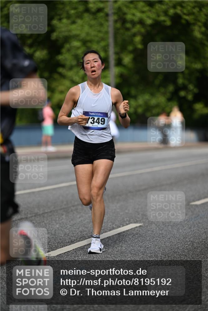 29.06.2025 - hella hamburg halbmarathon Dr. Thomas Lammeyer http://msf.ph/oto/8195192 29.06.2025 09:47:50 Kennedybrücke 1065, 2021, 2879, 3075, 3845, 3968, 4678, 5367, 7349, 8473, 8731, 9047, 10790, 10848 meine-sportfotos.de