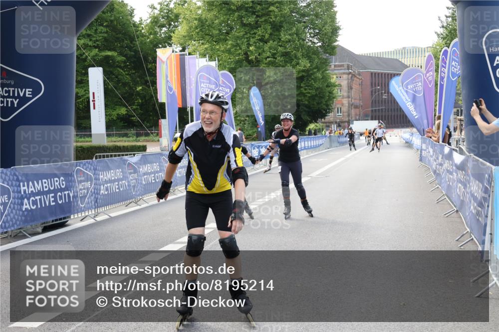 29.06.2025 - hella hamburg halbmarathon Strokosch-Dieckow http://msf.ph/oto/8195214 29.06.2025 09:39:35 Ziel 20002, 20009, 20064, 20065, 20073, 20382 meine-sportfotos.de