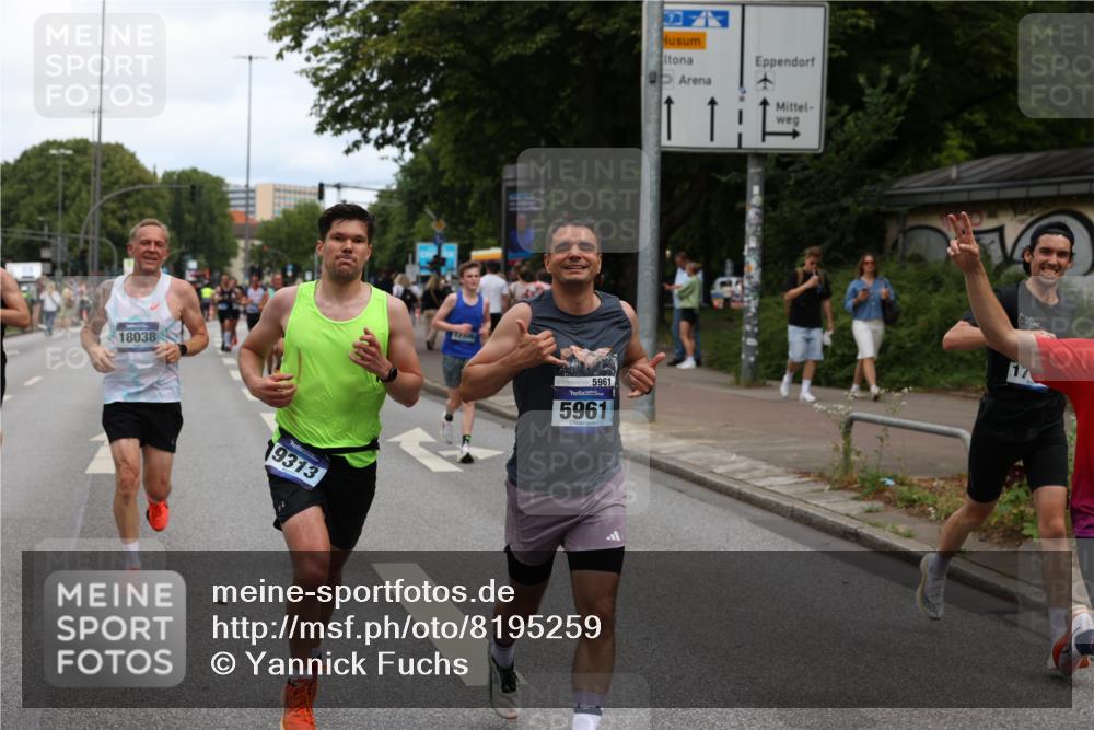 29.06.2025 - hella hamburg halbmarathon Yannick Fuchs http://msf.ph/oto/8195259 29.06.2025 10:31:35 20KM 1385, 1411, 1571, 3959, 4860, 4865, 5003, 5092, 5307, 5315, 5961, 6123, 6529, 7310, 7482, 7831, 8084, 8121, 8362, 9178, 9296, 9313, 10680, 10738, 11120, 11833, 13972, 14691, 15261, 15939, 16523, 17024, 17192, 17306, 17658, 17723, 18038, 18062, 18384, 18733, 18824 meine-sportfotos.de