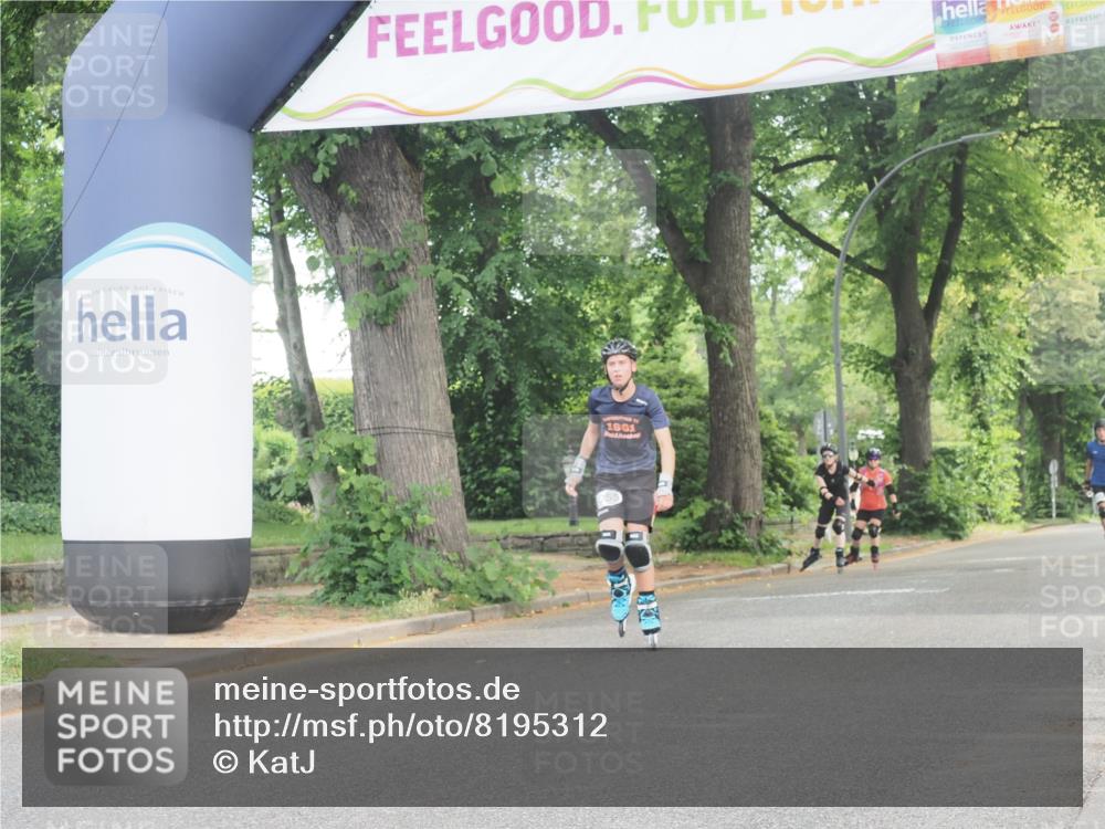 29.06.2025 - hella hamburg halbmarathon KatJ http://msf.ph/oto/8195312 29.06.2025 09:27:46 Zwischen KM18-KM19  meine-sportfotos.de