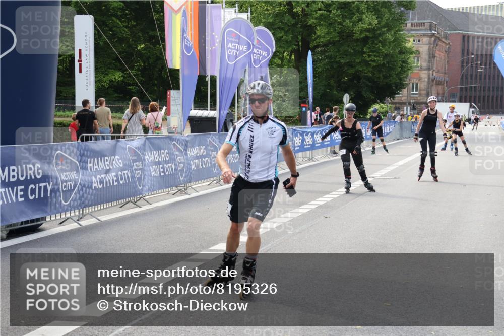 29.06.2025 - hella hamburg halbmarathon Strokosch-Dieckow http://msf.ph/oto/8195326 29.06.2025 09:39:43 Ziel 20002, 20034, 20037, 20073, 20203, 20382, 20476 meine-sportfotos.de