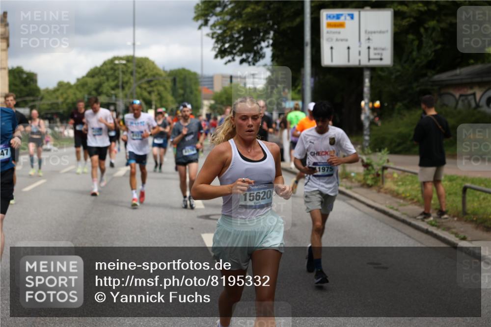 29.06.2025 - hella hamburg halbmarathon Yannick Fuchs http://msf.ph/oto/8195332 29.06.2025 10:44:15 20KM 1216, 1321, 2020, 2234, 2788, 3296, 3414, 3852, 3947, 4127, 4247, 4933, 5447, 5894, 6125, 6282, 8153, 8313, 8576, 8657, 8689, 8813, 8899, 8921, 9031, 9303, 9551, 10480, 10750, 11455, 11975, 12203, 12235, 12527, 12733, 13225, 13282, 13463, 13609, 13758, 13812, 14562, 14794, 15620, 15966, 16000, 16242, 16403, 16732, 16806, 16887, 17247, 17282, 17319, 18228, 18229, 18451, 18499, 18657, 18658, 18884 meine-sportfotos.de