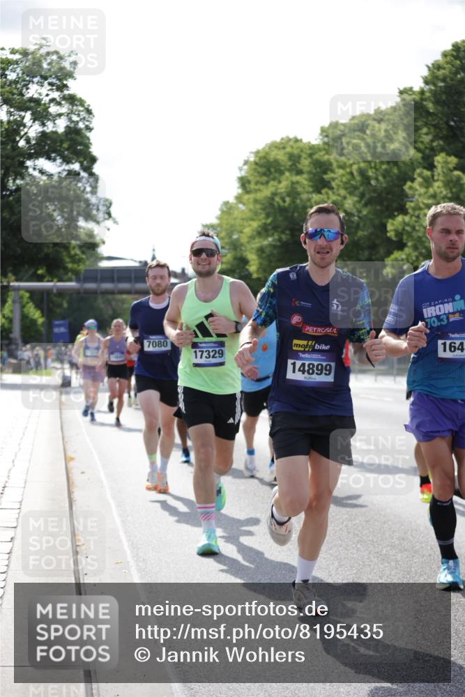 29.06.2025 - hella hamburg halbmarathon Jannik Wohlers http://msf.ph/oto/8195435 29.06.2025 09:46:30 Lombardsbrücke 1053, 1396, 1411, 1577, 2243, 3005, 5152, 5193, 5660, 7080, 7466, 7622, 7628, 7867, 8312, 8323, 10477, 10927, 11898, 12899, 13199, 13493, 13494, 13729, 14069, 14310, 14385, 14841, 14899, 15390, 16417, 16505, 16619, 16881, 17014, 17137, 17329, 18026, 18357, 18600, 18824, 18906, 18986 meine-sportfotos.de