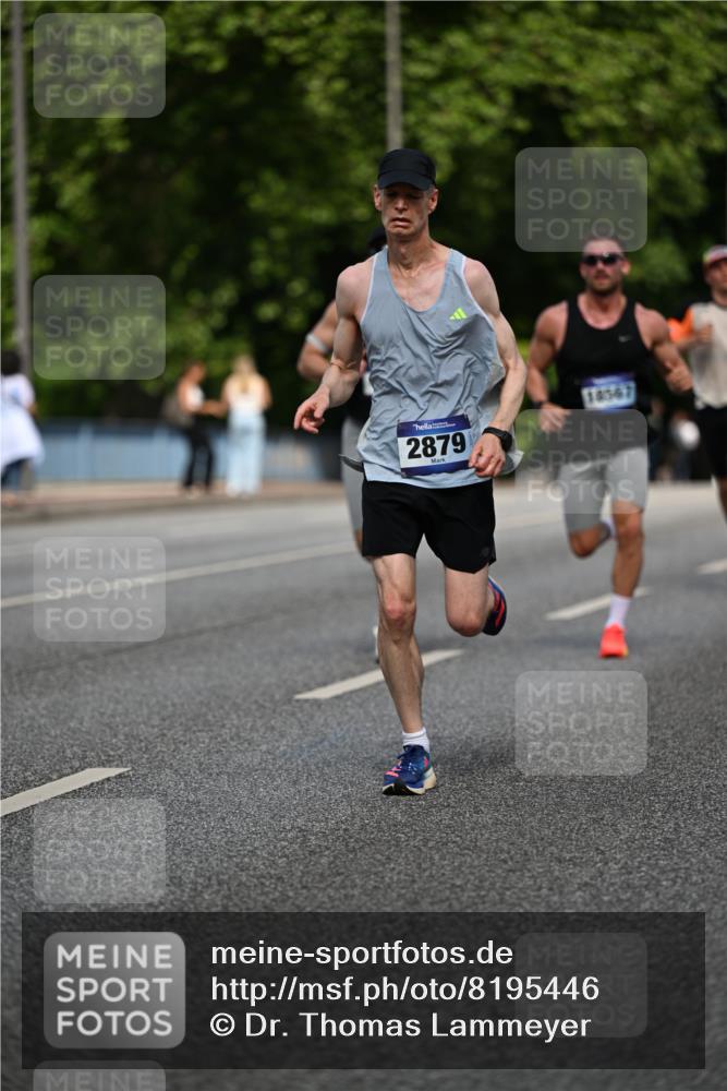 29.06.2025 - hella hamburg halbmarathon Dr. Thomas Lammeyer http://msf.ph/oto/8195446 29.06.2025 09:47:52 Kennedybrücke 1065, 2021, 2879, 3075, 3845, 3968, 4678, 5367, 7349, 8473, 8731, 10790, 10848 meine-sportfotos.de