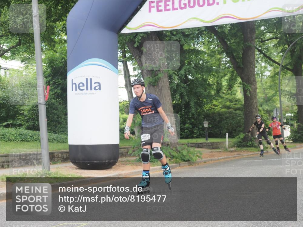 29.06.2025 - hella hamburg halbmarathon KatJ http://msf.ph/oto/8195477 29.06.2025 09:27:47 Zwischen KM18-KM19  meine-sportfotos.de