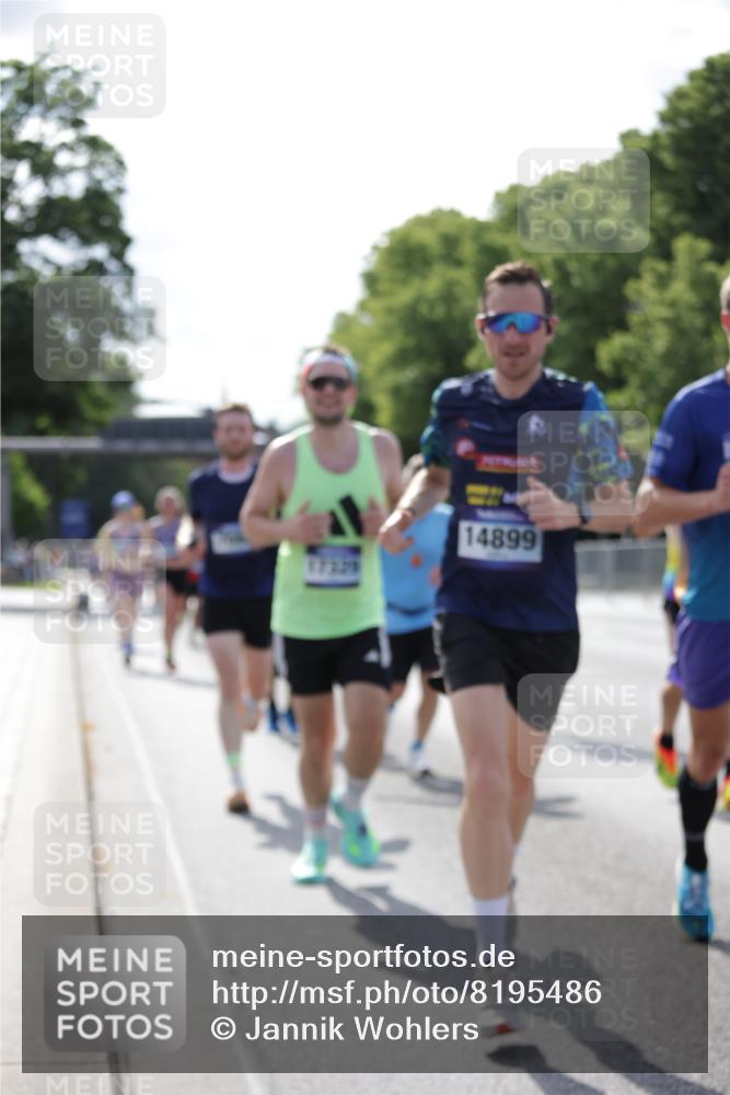 29.06.2025 - hella hamburg halbmarathon Jannik Wohlers http://msf.ph/oto/8195486 29.06.2025 09:46:30 Lombardsbrücke 1053, 1396, 1411, 1577, 2243, 3005, 5152, 5193, 5660, 7080, 7466, 7622, 7628, 7867, 8312, 8323, 10477, 10927, 11898, 12899, 13199, 13493, 13494, 13729, 14069, 14310, 14385, 14841, 14899, 15390, 16417, 16505, 16619, 16881, 17014, 17137, 17329, 18026, 18357, 18600, 18824, 18906, 18986 meine-sportfotos.de