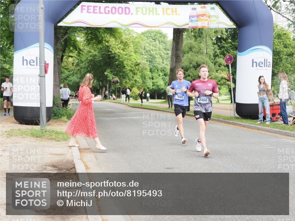 29.06.2025 - hella hamburg halbmarathon MichiJ http://msf.ph/oto/8195493 29.06.2025 10:20:31 Zwischen KM18-KM19 2460, 2851, 7880, 13754, 17322, 18177 meine-sportfotos.de