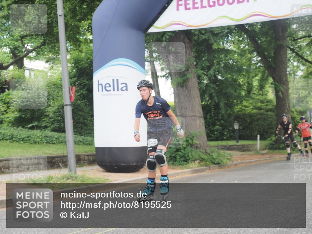 29.06.2025 - hella hamburg halbmarathon KatJ http://msf.ph/oto/8195525 29.06.2025 09:27:47 Zwischen KM18-KM19  meine-sportfotos.de