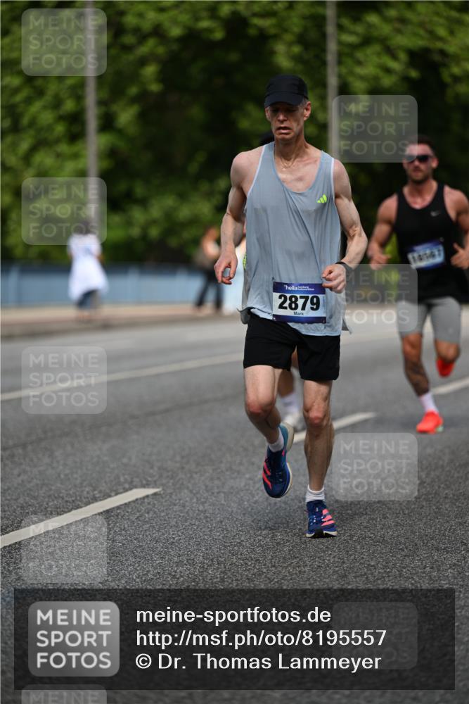29.06.2025 - hella hamburg halbmarathon Dr. Thomas Lammeyer http://msf.ph/oto/8195557 29.06.2025 09:47:52 Kennedybrücke 1065, 2021, 2879, 3075, 3845, 3968, 4678, 5367, 7349, 8473, 8731, 10790, 10848 meine-sportfotos.de