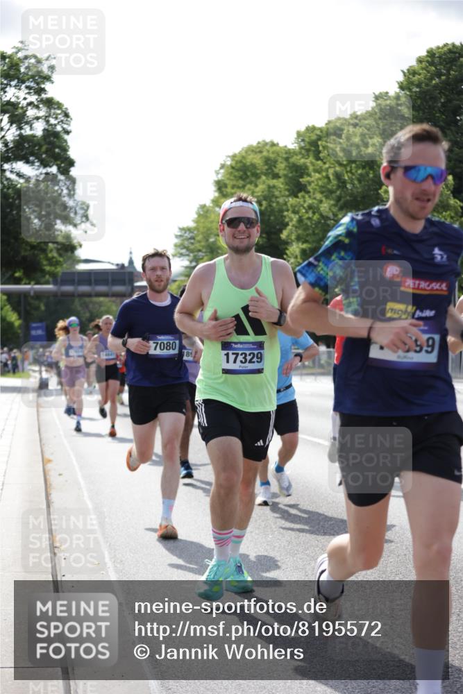 29.06.2025 - hella hamburg halbmarathon Jannik Wohlers http://msf.ph/oto/8195572 29.06.2025 09:46:30 Lombardsbrücke 1053, 1396, 1411, 1577, 2243, 3005, 5152, 5193, 5660, 7080, 7466, 7622, 7628, 7867, 8312, 8323, 10477, 10927, 11898, 12899, 13199, 13493, 13494, 13729, 14069, 14310, 14385, 14841, 14899, 15390, 16417, 16505, 16619, 16881, 17014, 17137, 17329, 18026, 18357, 18600, 18824, 18906, 18986 meine-sportfotos.de