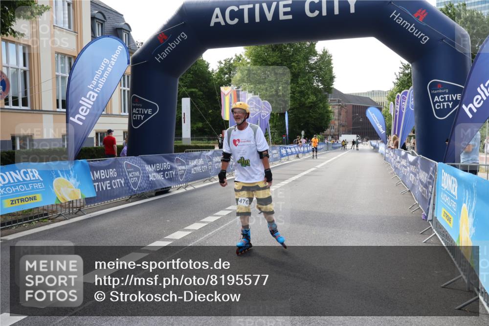 29.06.2025 - hella hamburg halbmarathon Strokosch-Dieckow http://msf.ph/oto/8195577 29.06.2025 09:39:52 Ziel 20034, 20037, 20376, 20476 meine-sportfotos.de