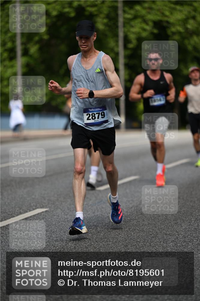 29.06.2025 - hella hamburg halbmarathon Dr. Thomas Lammeyer http://msf.ph/oto/8195601 29.06.2025 09:47:52 Kennedybrücke 1065, 2021, 2879, 3075, 3845, 3968, 4678, 5367, 7349, 8473, 8731, 10790, 10848 meine-sportfotos.de