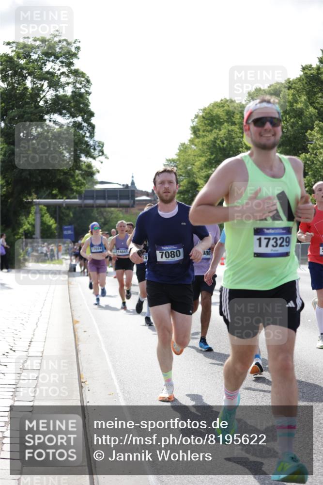 29.06.2025 - hella hamburg halbmarathon Jannik Wohlers http://msf.ph/oto/8195622 29.06.2025 09:46:31 Lombardsbrücke 1053, 1396, 1411, 1577, 3005, 5193, 5660, 7080, 7466, 7622, 7867, 8323, 10477, 10927, 11898, 12899, 13199, 13493, 13494, 13729, 14069, 14385, 14841, 14899, 15390, 16417, 16505, 16619, 16881, 17014, 17137, 17329, 18026, 18357, 18600, 18731, 18824, 18906, 18986 meine-sportfotos.de