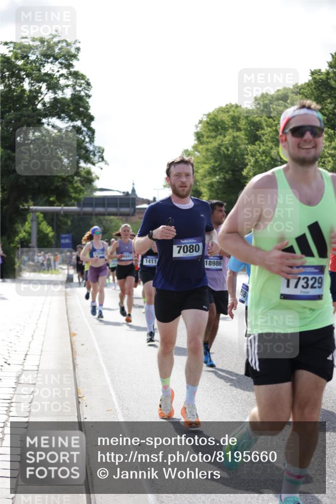 29.06.2025 - hella hamburg halbmarathon Jannik Wohlers http://msf.ph/oto/8195660 29.06.2025 09:46:31 Lombardsbrücke 1053, 1396, 1411, 1577, 3005, 5193, 5660, 7080, 7466, 7622, 7867, 8323, 10477, 10927, 11898, 12899, 13199, 13493, 13494, 13729, 14069, 14385, 14841, 14899, 15390, 16417, 16505, 16619, 16881, 17014, 17137, 17329, 18026, 18357, 18600, 18731, 18824, 18906, 18986 meine-sportfotos.de