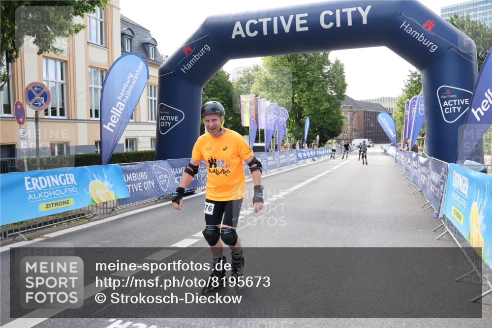 29.06.2025 - hella hamburg halbmarathon Strokosch-Dieckow http://msf.ph/oto/8195673 29.06.2025 09:40:01 Ziel 20197, 20198, 20293, 20307, 20376 meine-sportfotos.de