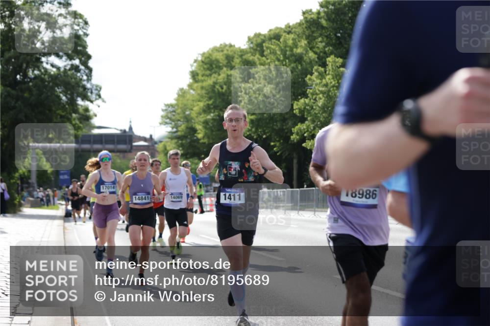 29.06.2025 - hella hamburg halbmarathon Jannik Wohlers http://msf.ph/oto/8195689 29.06.2025 09:46:32 Lombardsbrücke 1053, 1396, 1411, 1577, 3005, 5193, 5660, 7080, 7466, 7622, 7867, 8323, 10477, 11898, 12899, 13199, 13493, 13494, 13729, 13771, 14069, 14385, 14841, 14899, 15390, 16417, 16505, 16619, 16881, 17014, 17137, 17329, 18026, 18357, 18600, 18731, 18824, 18906, 18986 meine-sportfotos.de