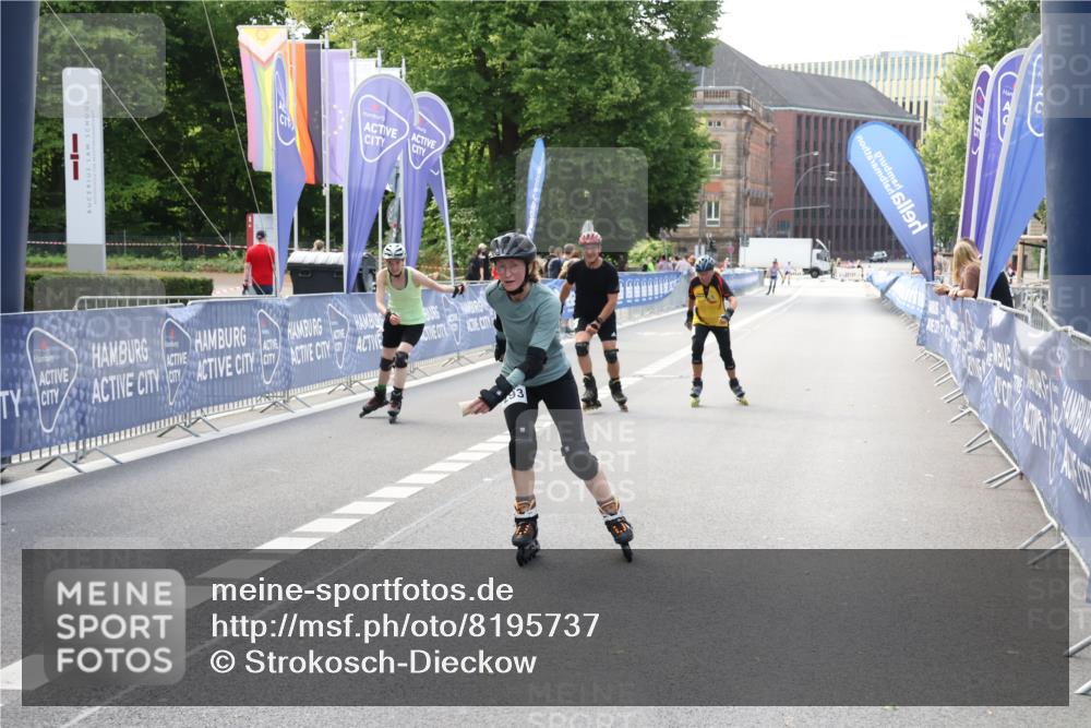 29.06.2025 - hella hamburg halbmarathon Strokosch-Dieckow http://msf.ph/oto/8195737 29.06.2025 09:40:05 Ziel 20197, 20198, 20293, 20307 meine-sportfotos.de