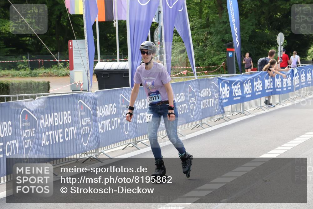 29.06.2025 - hella hamburg halbmarathon Strokosch-Dieckow http://msf.ph/oto/8195862 29.06.2025 09:40:27 Ziel 20171 meine-sportfotos.de
