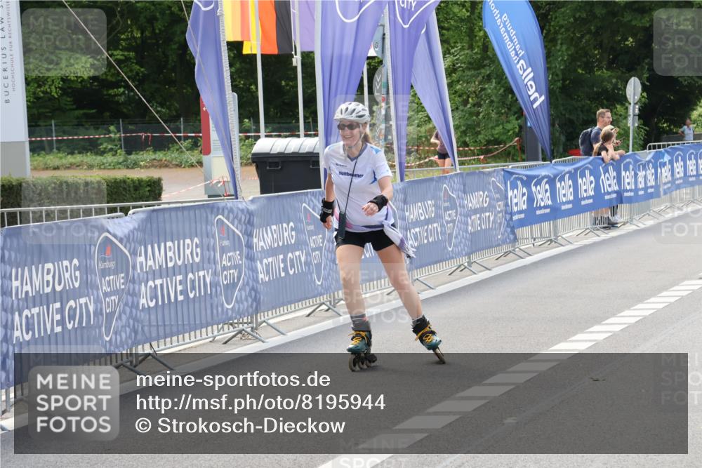 29.06.2025 - hella hamburg halbmarathon Strokosch-Dieckow http://msf.ph/oto/8195944 29.06.2025 09:40:40 Ziel 20022, 20032 meine-sportfotos.de