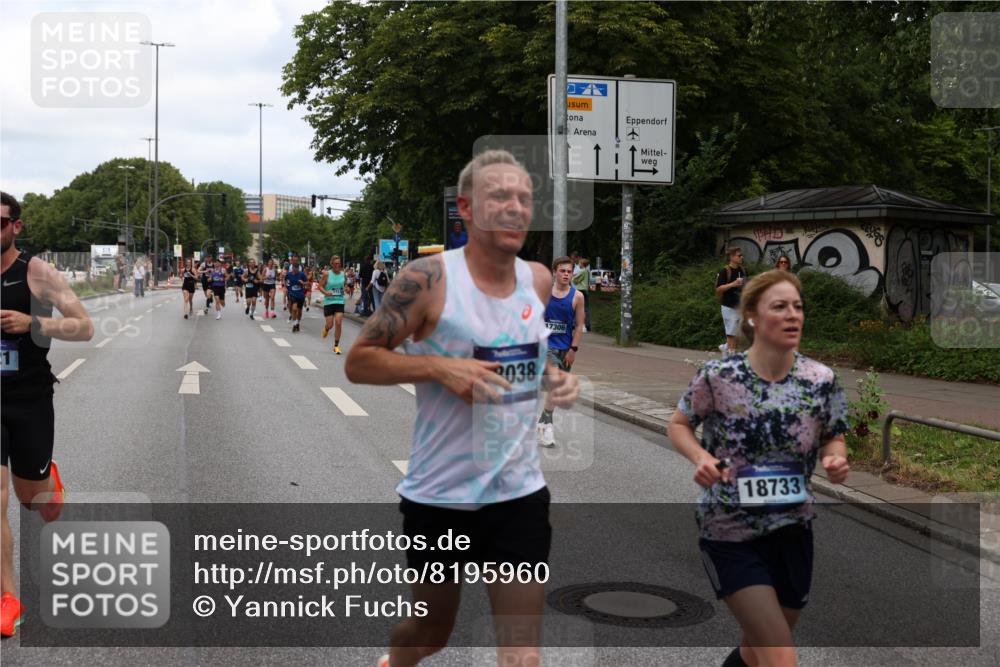29.06.2025 - hella hamburg halbmarathon Yannick Fuchs http://msf.ph/oto/8195960 29.06.2025 10:31:36 20KM 1385, 1411, 1571, 3959, 4860, 4865, 5003, 5092, 5307, 5315, 5961, 6123, 6529, 7310, 7482, 7831, 8084, 8121, 8362, 9178, 9296, 9313, 10680, 10738, 11120, 11833, 13972, 14459, 14691, 14934, 15261, 15939, 16523, 17024, 17192, 17306, 17658, 17723, 18038, 18062, 18384, 18733, 18824 meine-sportfotos.de
