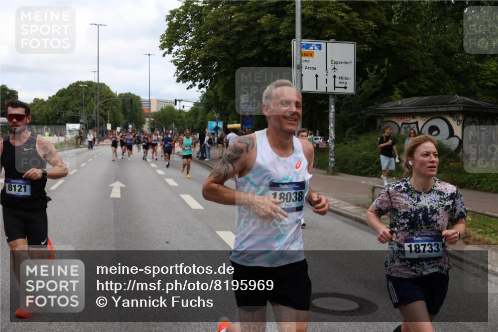 29.06.2025 - hella hamburg halbmarathon Yannick Fuchs http://msf.ph/oto/8195969 29.06.2025 10:31:36 20KM 1385, 1411, 1571, 3959, 4860, 4865, 5003, 5092, 5307, 5315, 5961, 6123, 6529, 7310, 7482, 7831, 8084, 8121, 8362, 9178, 9296, 9313, 10680, 10738, 11120, 11833, 13972, 14459, 14691, 14934, 15261, 15939, 16523, 17024, 17192, 17306, 17658, 17723, 18038, 18062, 18384, 18733, 18824 meine-sportfotos.de