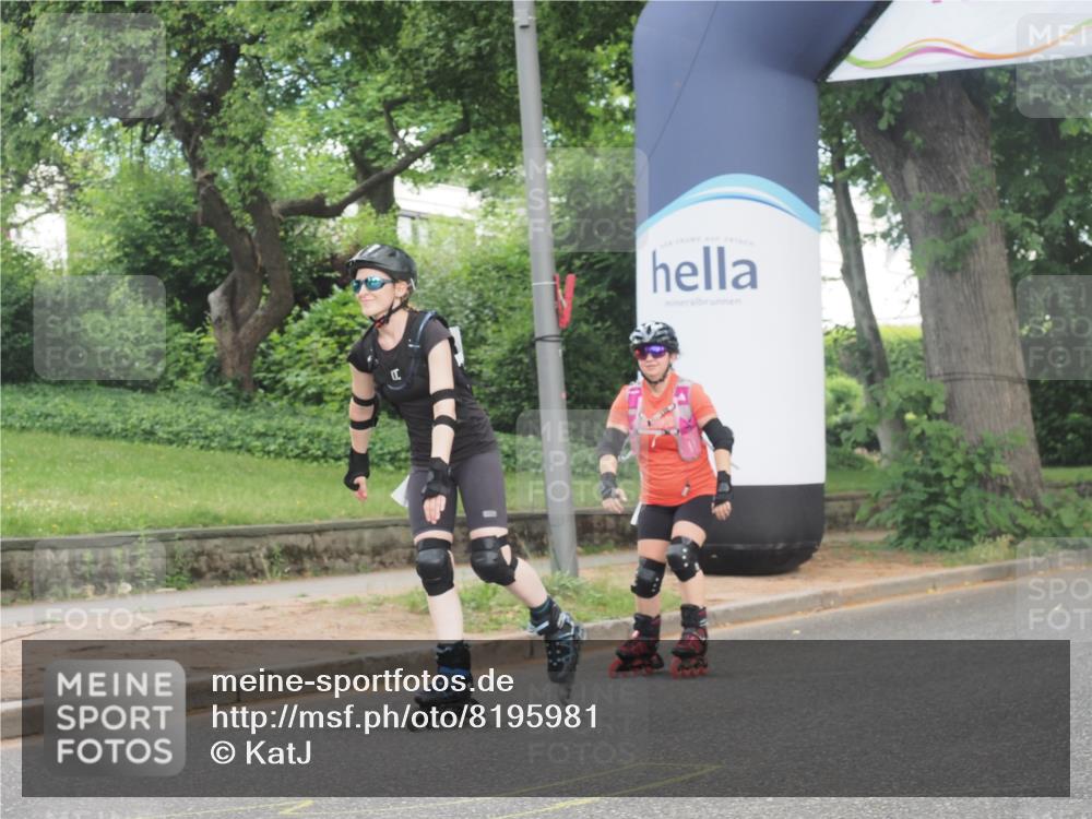 29.06.2025 - hella hamburg halbmarathon KatJ http://msf.ph/oto/8195981 29.06.2025 09:27:50 Zwischen KM18-KM19  meine-sportfotos.de