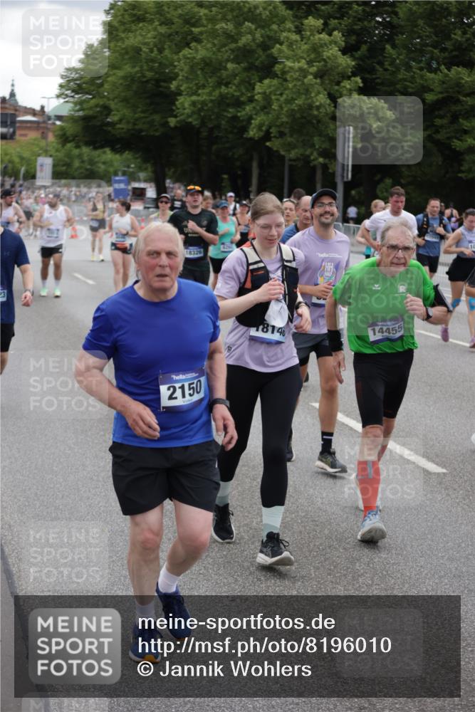 29.06.2025 - hella hamburg halbmarathon Jannik Wohlers http://msf.ph/oto/8196010 29.06.2025 11:14:18 Lombardsbrücke 1666, 2150, 2875, 3269, 3495, 3621, 3659, 3872, 3887, 3888, 4701, 4702, 5109, 5576, 5737, 5918, 5968, 6046, 6239, 6264, 6268, 6461, 6659, 6738, 7819, 7949, 8345, 8404, 9118, 10015, 10231, 10233, 10501, 10947, 10949, 11257, 11902, 12971, 13295, 13338, 13396, 13955, 14120, 14455, 14616, 14716, 14763, 14886, 14943, 15167, 16462, 16463, 18770, 19136 meine-sportfotos.de