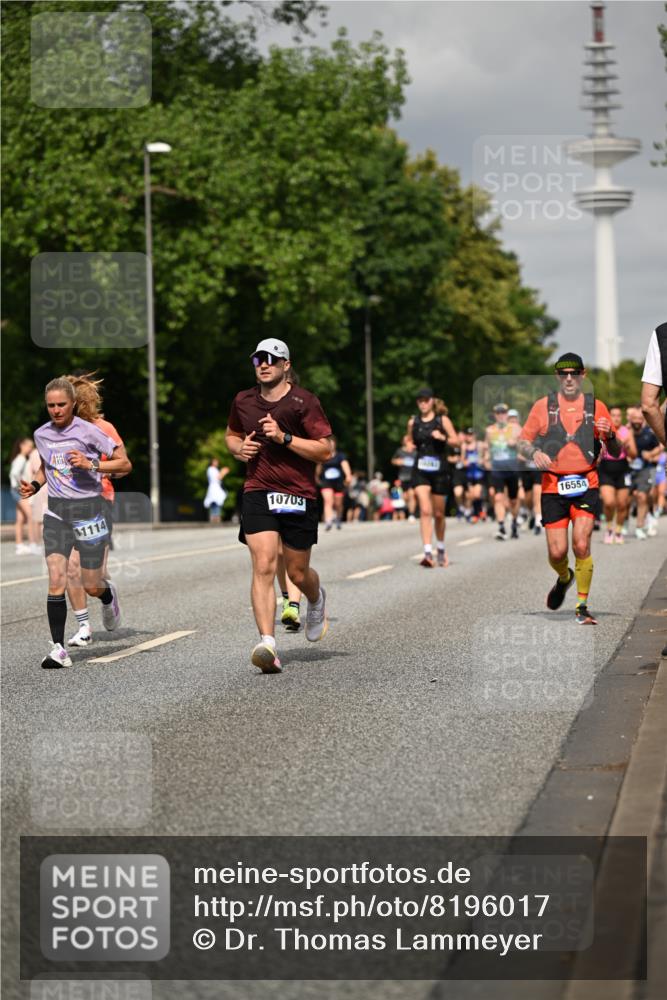 29.06.2025 - hella hamburg halbmarathon Dr. Thomas Lammeyer http://msf.ph/oto/8196017 29.06.2025 10:11:24 Kennedybrücke 1993, 4262, 4502, 5287, 5807, 5845, 5926, 6517, 6518, 6833, 7503, 8585, 10283, 10700, 10703, 11114, 11394 meine-sportfotos.de