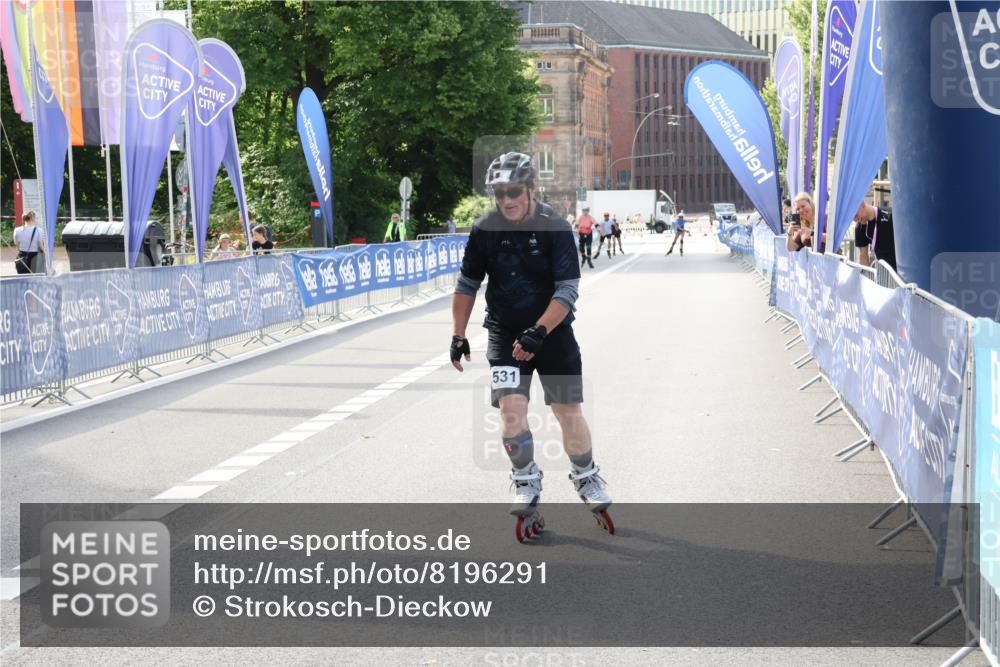 29.06.2025 - hella hamburg halbmarathon Strokosch-Dieckow http://msf.ph/oto/8196291 29.06.2025 09:40:57 Ziel 20098, 20531 meine-sportfotos.de