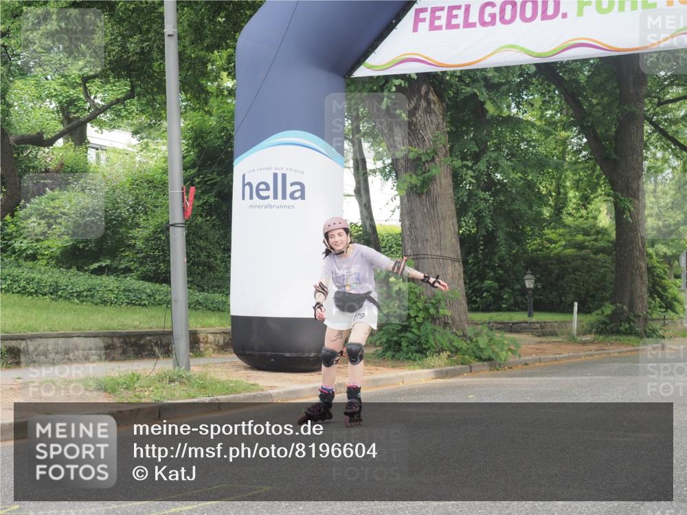 29.06.2025 - hella hamburg halbmarathon KatJ http://msf.ph/oto/8196604 29.06.2025 09:28:16 Zwischen KM18-KM19  meine-sportfotos.de