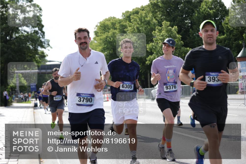 29.06.2025 - hella hamburg halbmarathon Jannik Wohlers http://msf.ph/oto/8196619 29.06.2025 09:46:44 Lombardsbrücke 1053, 1396, 1407, 1411, 1577, 1959, 2563, 2836, 3005, 3790, 3935, 4740, 5193, 6032, 6305, 7080, 7831, 8323, 9376, 9508, 9519, 10771, 11055, 11370, 11898, 12204, 13148, 13771, 13972, 13991, 14069, 14385, 14388, 14448, 14841, 14975, 15348, 15390, 16177, 16417, 16425, 16881, 17014, 17329, 17877, 18455, 18731, 18906, 18986 meine-sportfotos.de