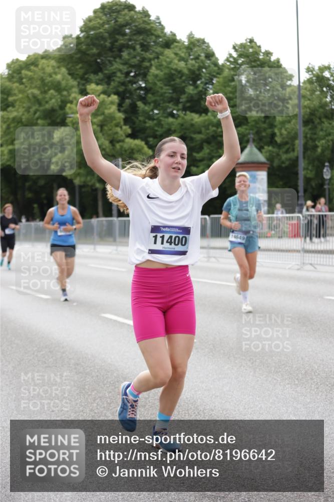 29.06.2025 - hella hamburg halbmarathon Jannik Wohlers http://msf.ph/oto/8196642 29.06.2025 10:24:42 Lombardsbrücke 1740, 2000, 3920, 3961, 3963, 4008, 4010, 5814, 7778, 8083, 8962, 9573, 11400, 11921, 14086, 14649, 15153, 15679, 15942, 17185, 17954, 18194, 18198 meine-sportfotos.de