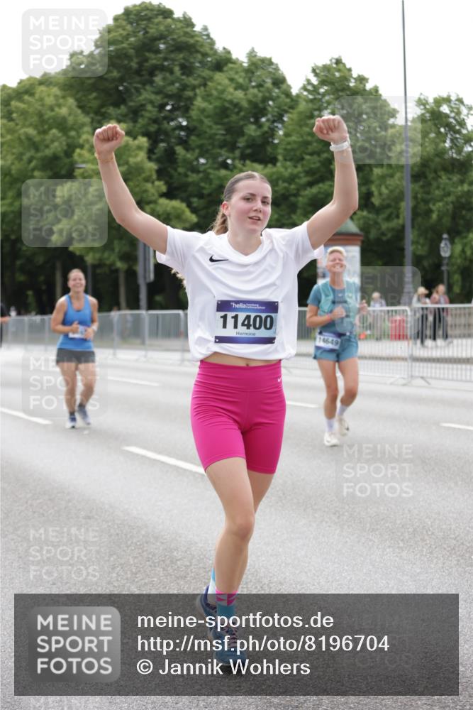 29.06.2025 - hella hamburg halbmarathon Jannik Wohlers http://msf.ph/oto/8196704 29.06.2025 10:24:42 Lombardsbrücke 1740, 2000, 3920, 3961, 3963, 4008, 4010, 5814, 7778, 8083, 8962, 9573, 11400, 11921, 14086, 14649, 15153, 15679, 15942, 17185, 17954, 18194, 18198 meine-sportfotos.de