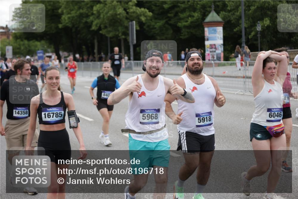 29.06.2025 - hella hamburg halbmarathon Jannik Wohlers http://msf.ph/oto/8196718 29.06.2025 11:14:28 Lombardsbrücke 1146, 1492, 1493, 2875, 3269, 3872, 3887, 3888, 5576, 5737, 5918, 5968, 6046, 6264, 6268, 6372, 6659, 7819, 8404, 8782, 10231, 10233, 10265, 10947, 10949, 11257, 11685, 12110, 12971, 13253, 13396, 14120, 14943, 15167, 16462, 16463, 17430, 17920, 17925, 18468, 18472, 18473, 18770, 19136 meine-sportfotos.de