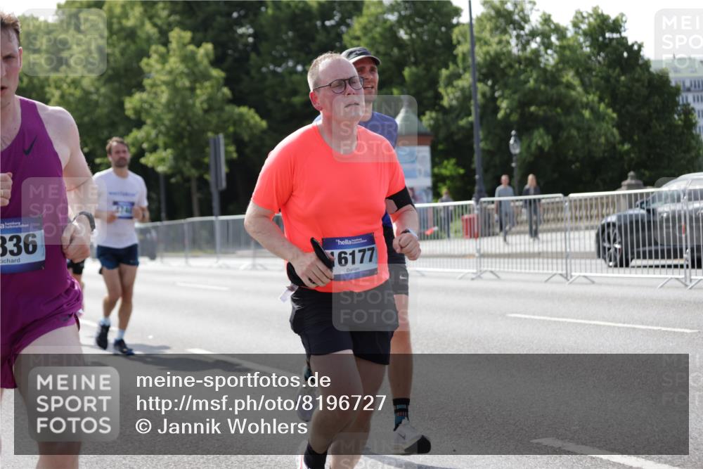 29.06.2025 - hella hamburg halbmarathon Jannik Wohlers http://msf.ph/oto/8196727 29.06.2025 09:46:47 Lombardsbrücke 1396, 1407, 1411, 1910, 1959, 2563, 2774, 2836, 3005, 3790, 3935, 4740, 5193, 6032, 6305, 6473, 6915, 7831, 7972, 8366, 9376, 9508, 9519, 10771, 11055, 11370, 12204, 13148, 13771, 13972, 13991, 14069, 14385, 14388, 14448, 14841, 14975, 15348, 15390, 16177, 16425, 16698, 17014, 17877, 18455, 18731, 18906, 18986 meine-sportfotos.de
