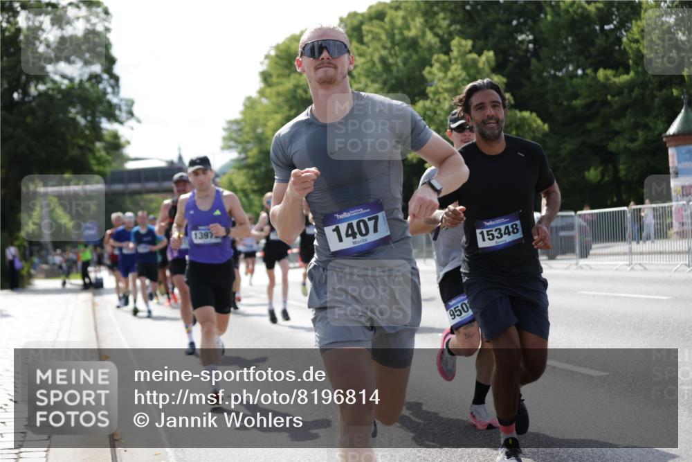 29.06.2025 - hella hamburg halbmarathon Jannik Wohlers http://msf.ph/oto/8196814 29.06.2025 09:46:49 Lombardsbrücke 1002, 1396, 1407, 1910, 1959, 2121, 2228, 2563, 2774, 2836, 3005, 3790, 3935, 4246, 4740, 6032, 6305, 6473, 6915, 7831, 7972, 8366, 9376, 9508, 9519, 10771, 11055, 11370, 12204, 13148, 13771, 13972, 13991, 14069, 14388, 14448, 14975, 15348, 15390, 15500, 16075, 16177, 16425, 16698, 17014, 17877, 18455, 18731, 18906, 19059 meine-sportfotos.de