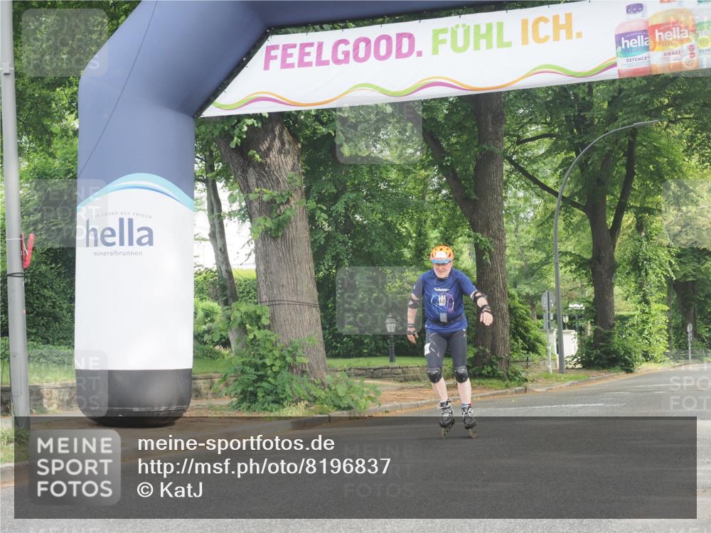 29.06.2025 - hella hamburg halbmarathon KatJ http://msf.ph/oto/8196837 29.06.2025 09:28:28 Zwischen KM18-KM19  meine-sportfotos.de