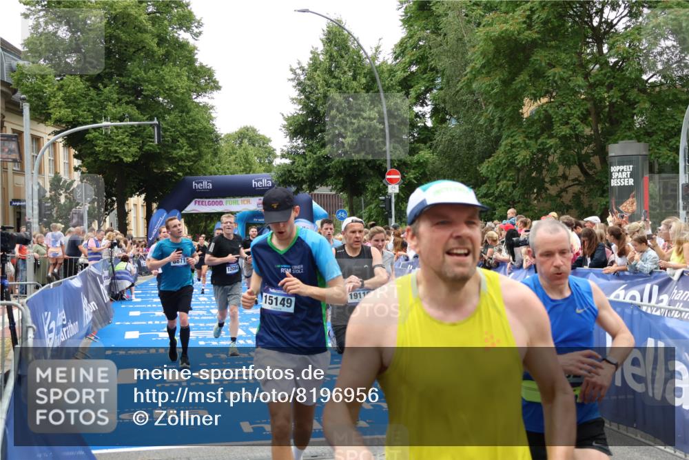29.06.2025 - hella hamburg halbmarathon Zöllner http://msf.ph/oto/8196956 29.06.2025 10:46:03 Ziel 2189, 4277, 5648, 6460, 6532, 8269, 8577, 8871, 11936, 12084, 12269, 14462, 14804, 15149, 17008, 18081, 19116 meine-sportfotos.de