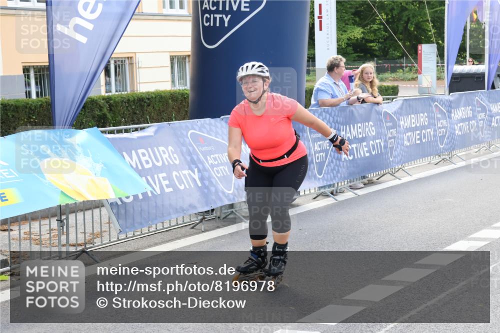 29.06.2025 - hella hamburg halbmarathon Strokosch-Dieckow http://msf.ph/oto/8196978 29.06.2025 09:42:22 Ziel 20222 meine-sportfotos.de