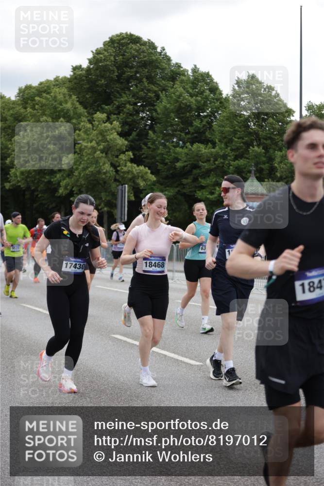 29.06.2025 - hella hamburg halbmarathon Jannik Wohlers http://msf.ph/oto/8197012 29.06.2025 11:14:39 Lombardsbrücke 1146, 1492, 1493, 1860, 2334, 2368, 2377, 2503, 4656, 6292, 6372, 6383, 6469, 6534, 6810, 6904, 7060, 7076, 7420, 7718, 8193, 8782, 9528, 9783, 10018, 10101, 10265, 10544, 11685, 12110, 12405, 13232, 13253, 13333, 13476, 13938, 15052, 15080, 15200, 15474, 15615, 15634, 16026, 17430, 17920, 17925, 18468, 18472, 18473, 18595, 18889 meine-sportfotos.de