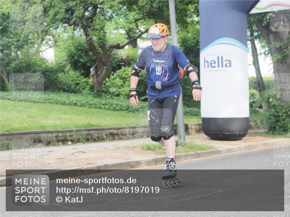 29.06.2025 - hella hamburg halbmarathon KatJ http://msf.ph/oto/8197019 29.06.2025 09:28:30 Zwischen KM18-KM19  meine-sportfotos.de